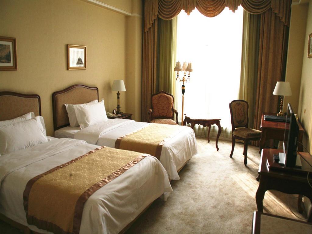 Beijing Chateau Laffitte Hotel Rum bild